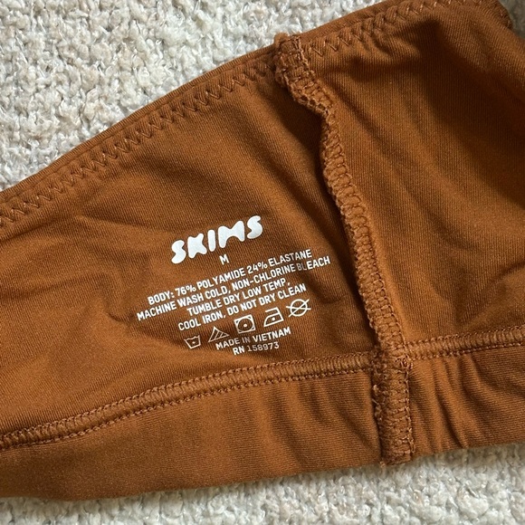 Set of 3 SKIMS bralettes - Picture 3 of 4